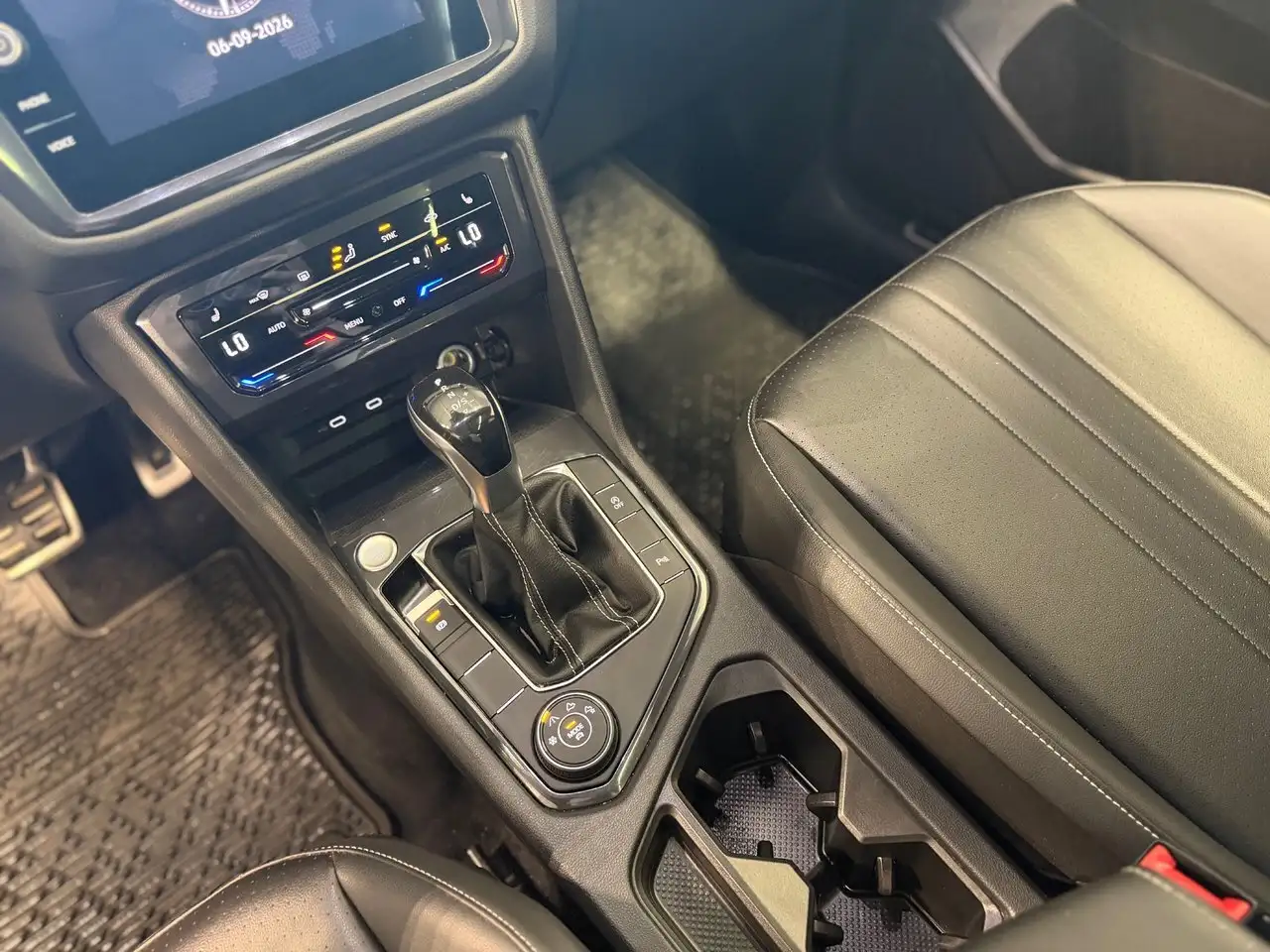 Volkswagen Tiguan снимка Volkswagen Tiguan