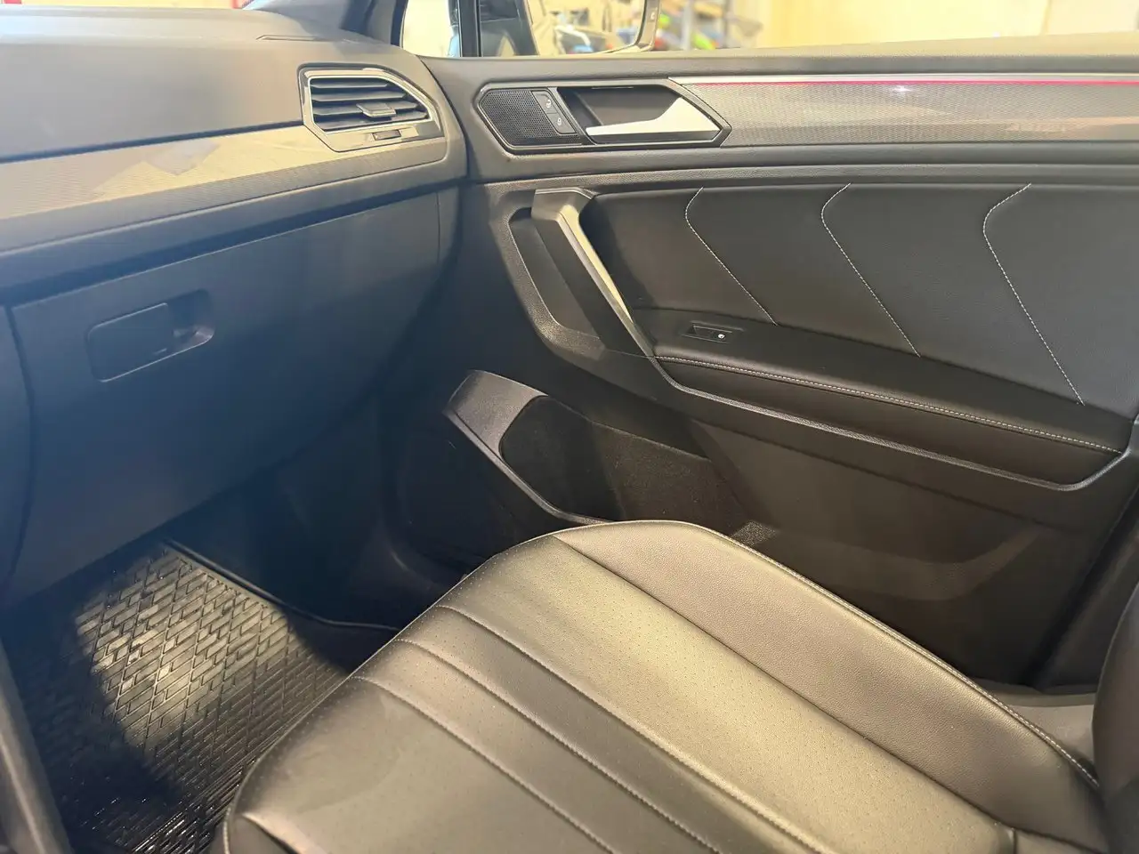 Volkswagen Tiguan снимка Volkswagen Tiguan