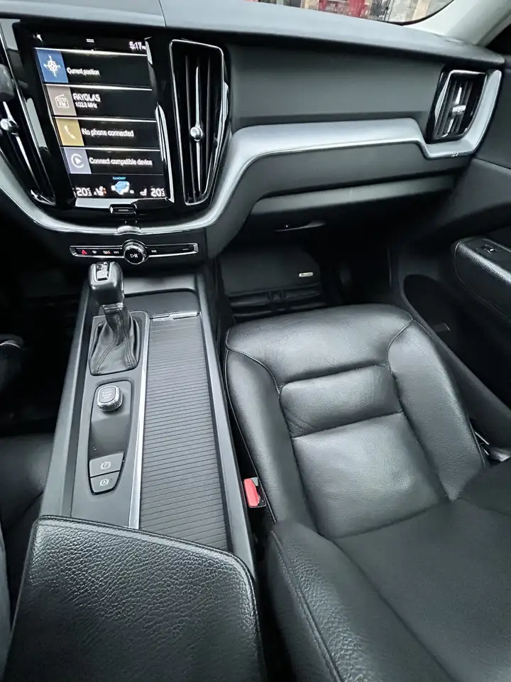 Volvo XC60 photo Volvo XC60