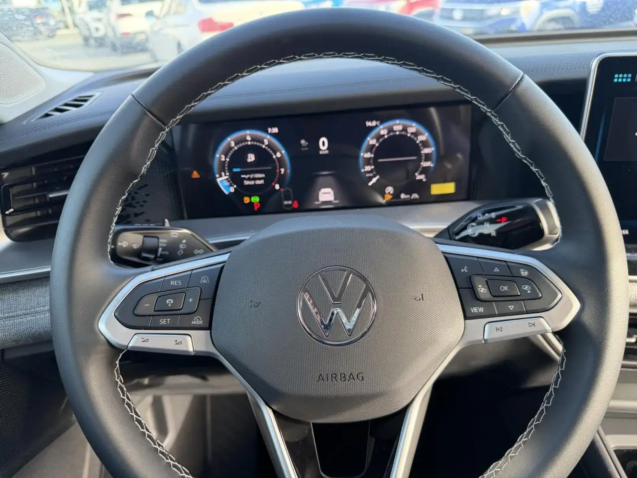 Volkswagen Tiguan снимка Volkswagen Tiguan