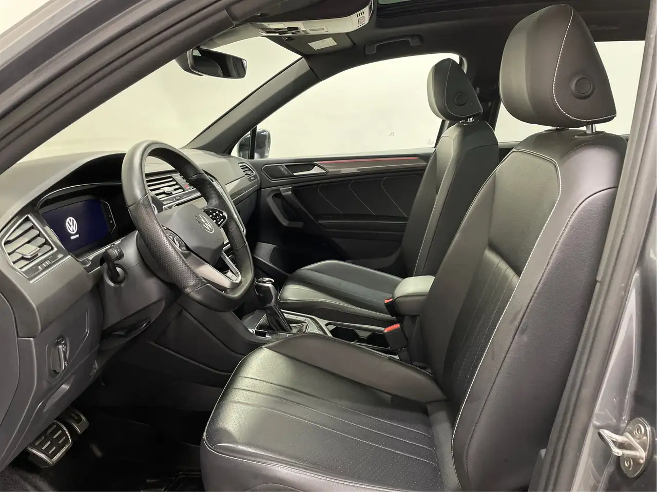 Volkswagen Tiguan photo Volkswagen Tiguan