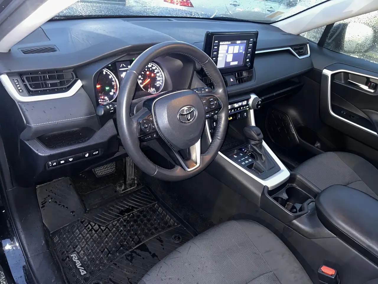 Toyota RAV 4 photo Toyota RAV 4