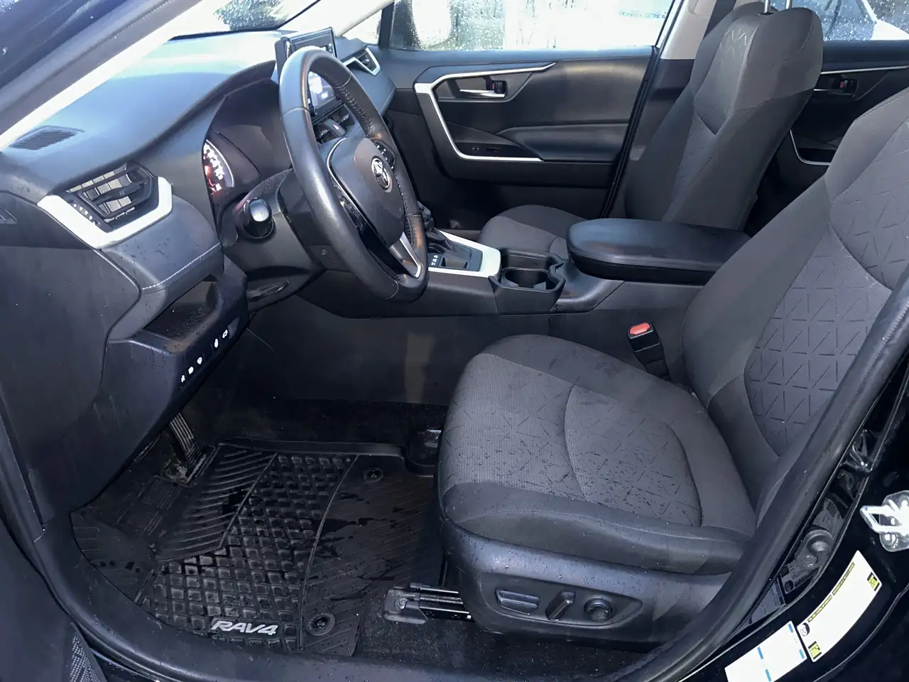 Toyota RAV 4 photo Toyota RAV 4