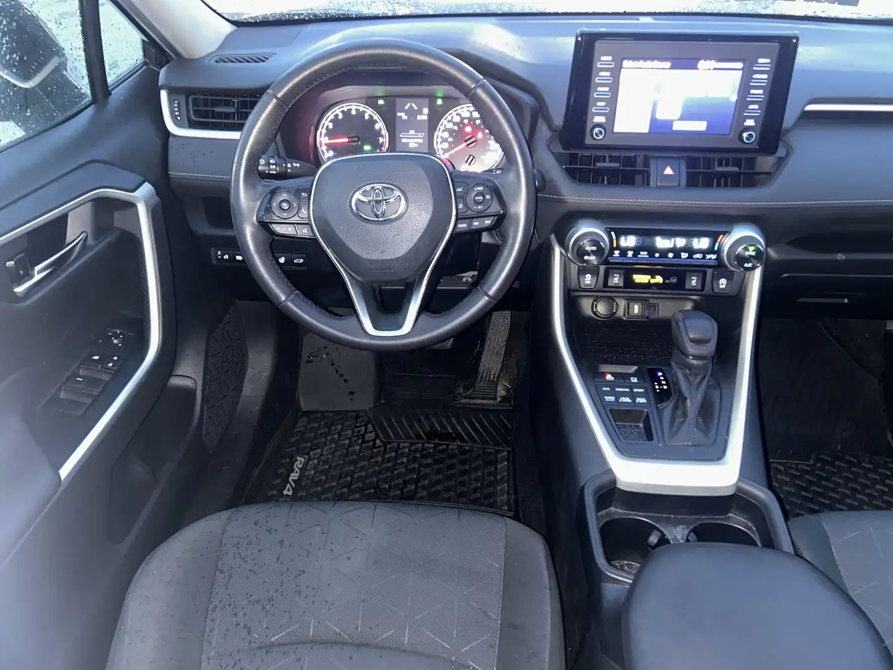 Toyota RAV 4 photo Toyota RAV 4