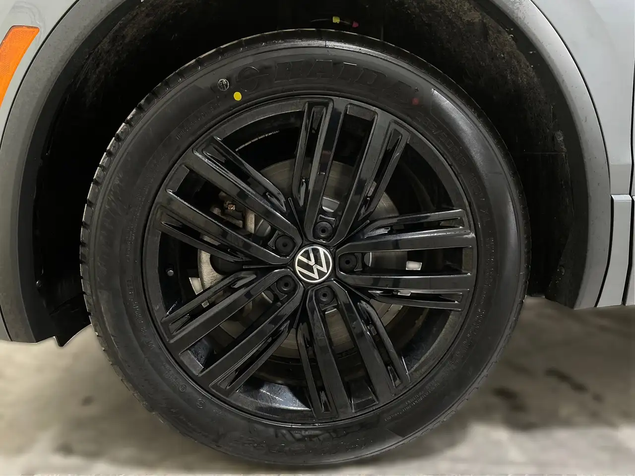 Volkswagen Tiguan photo Volkswagen Tiguan