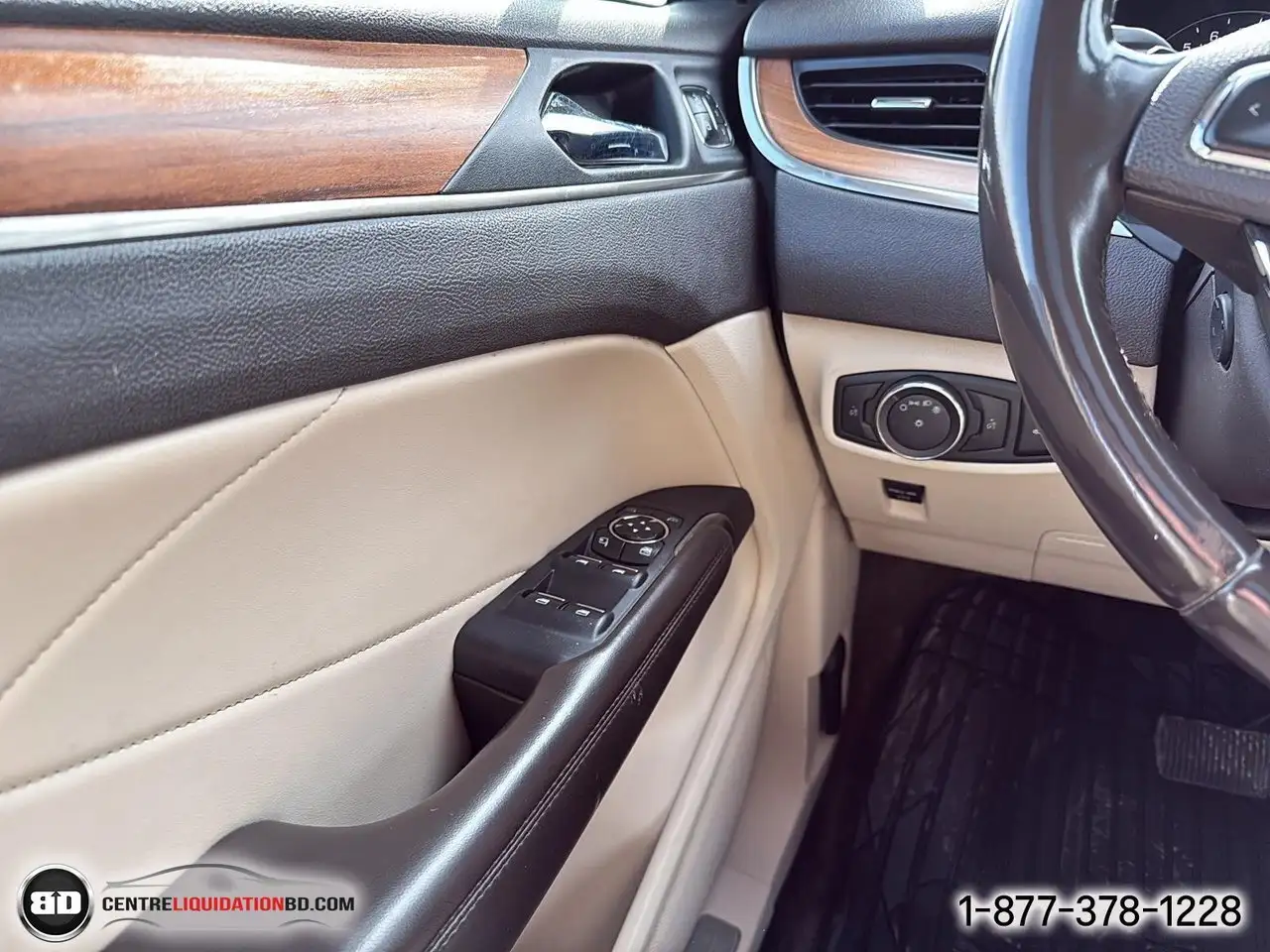 Lincoln MKC photo Lincoln MKC