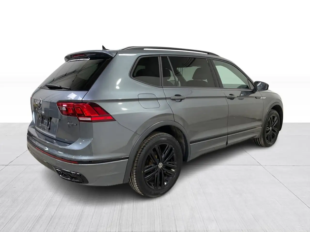 Volkswagen Tiguan photo Volkswagen Tiguan