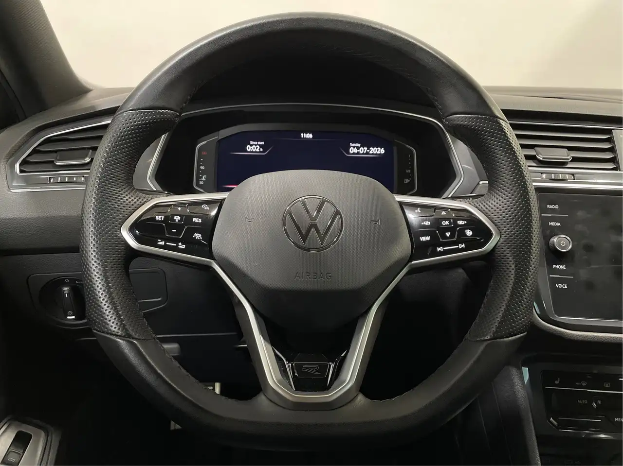 Volkswagen Tiguan photo Volkswagen Tiguan