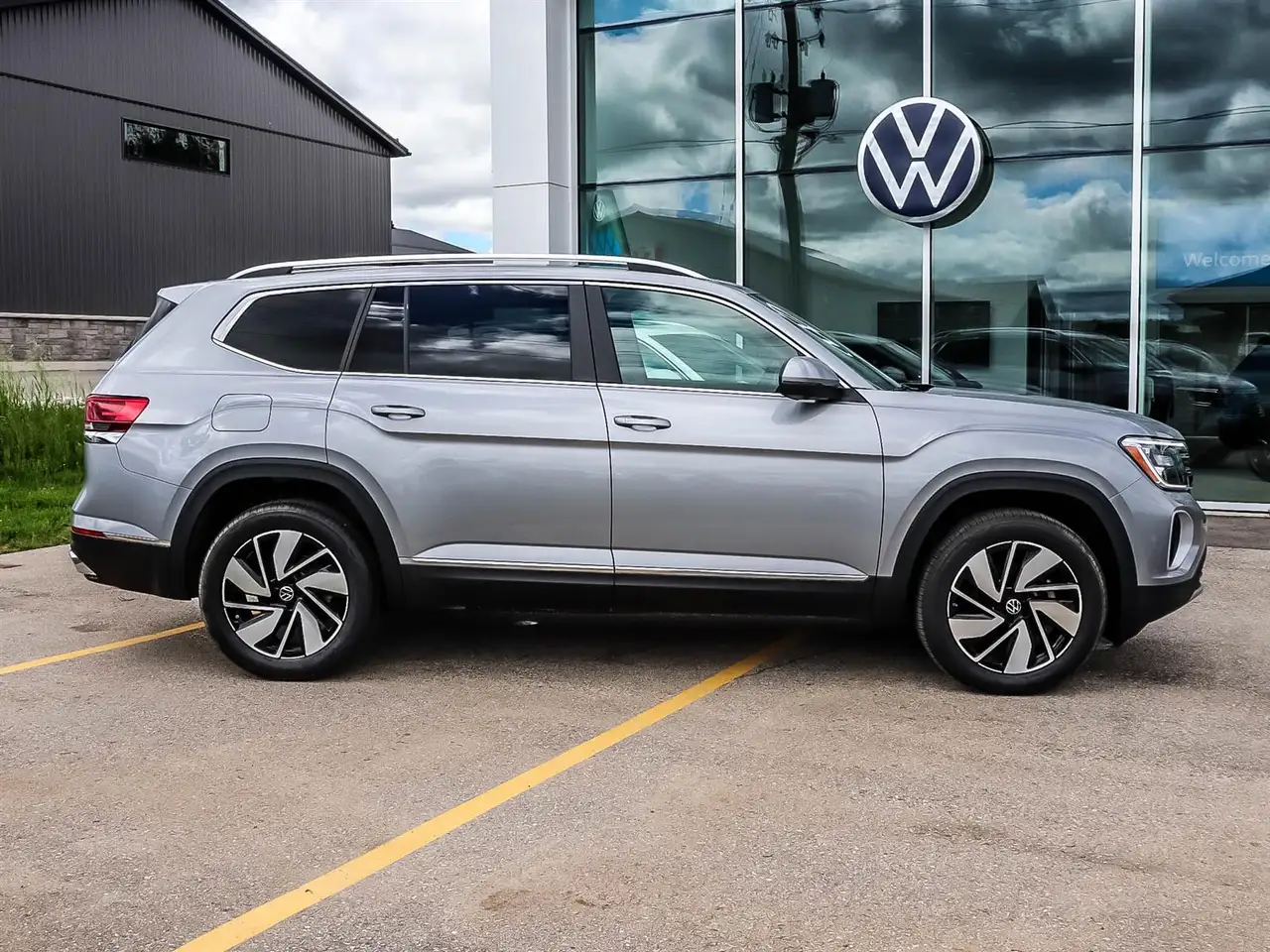 Volkswagen Atlas снимка Volkswagen Atlas