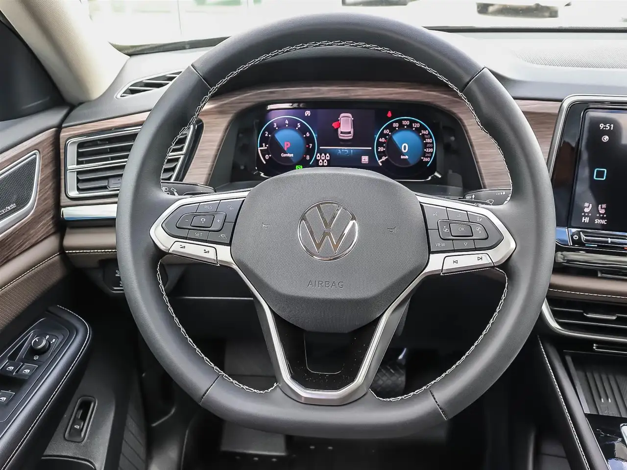 Volkswagen Atlas снимка Volkswagen Atlas