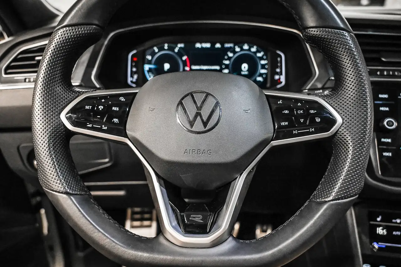 Volkswagen Tiguan photo Volkswagen Tiguan