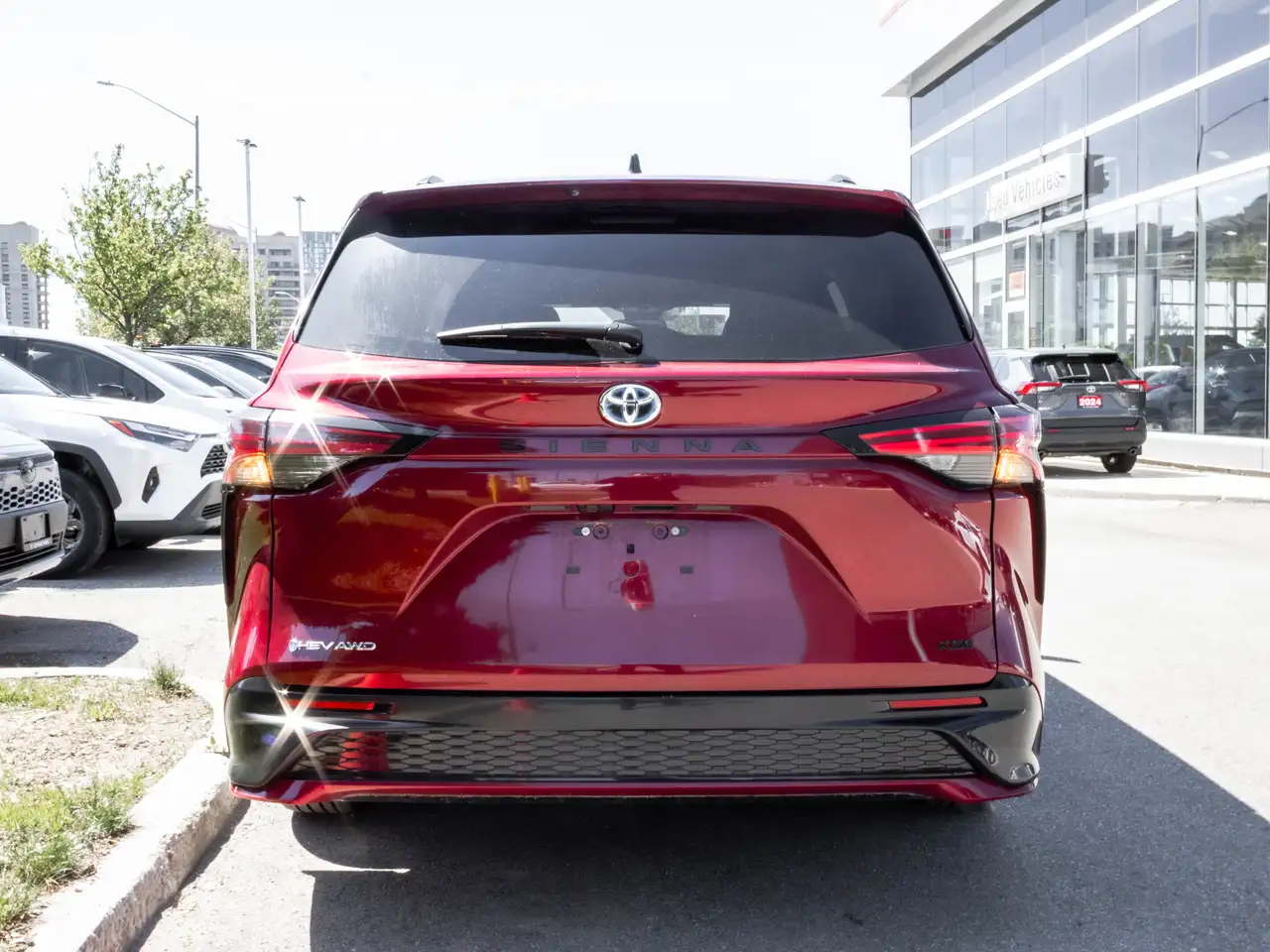 Toyota Sienna снимка Toyota Sienna