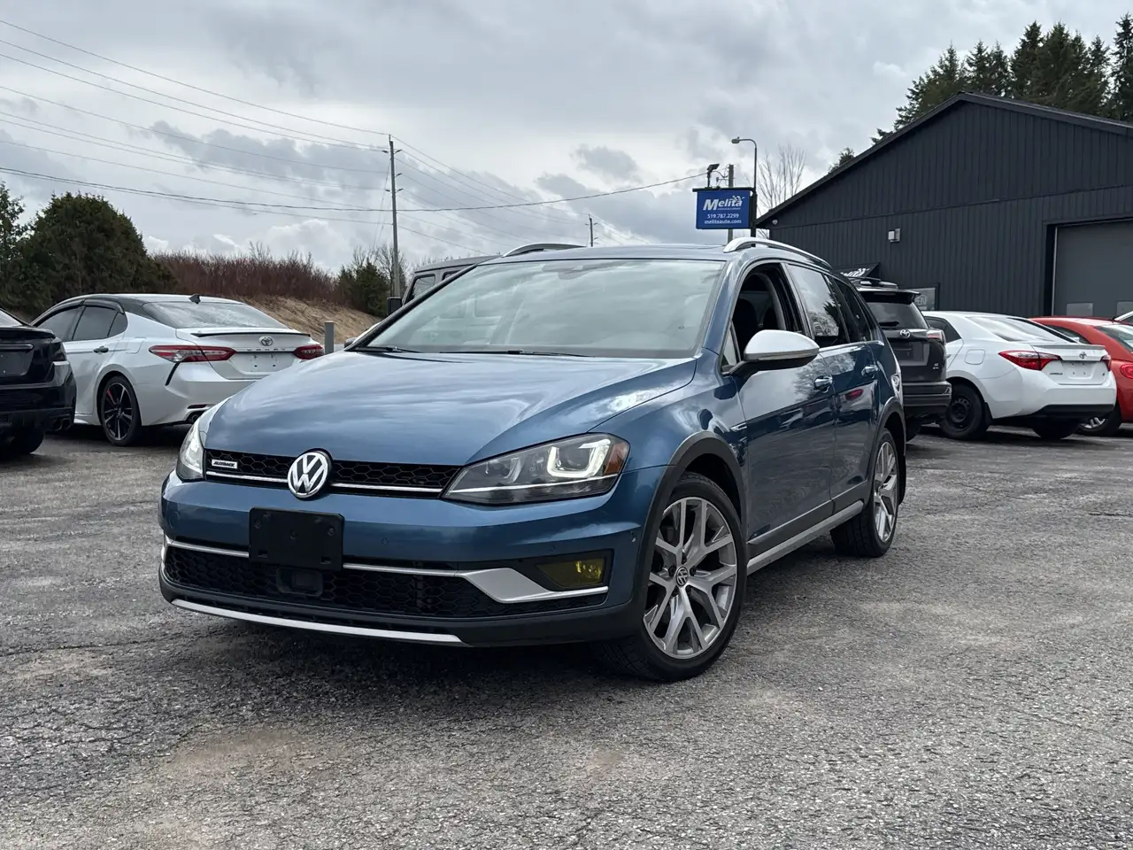 Volkswagen Golf photo Volkswagen Golf