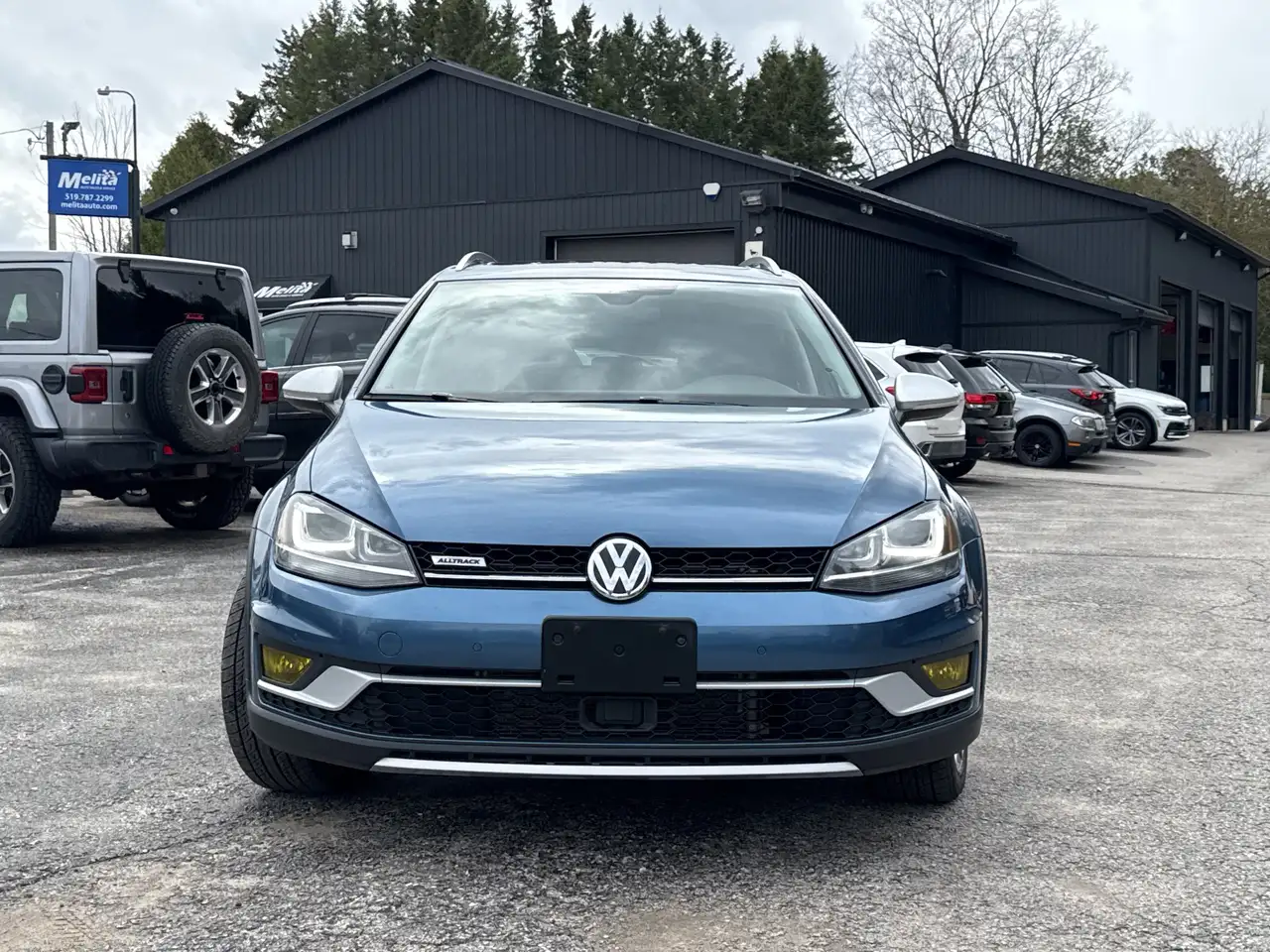 Volkswagen Golf photo Volkswagen Golf