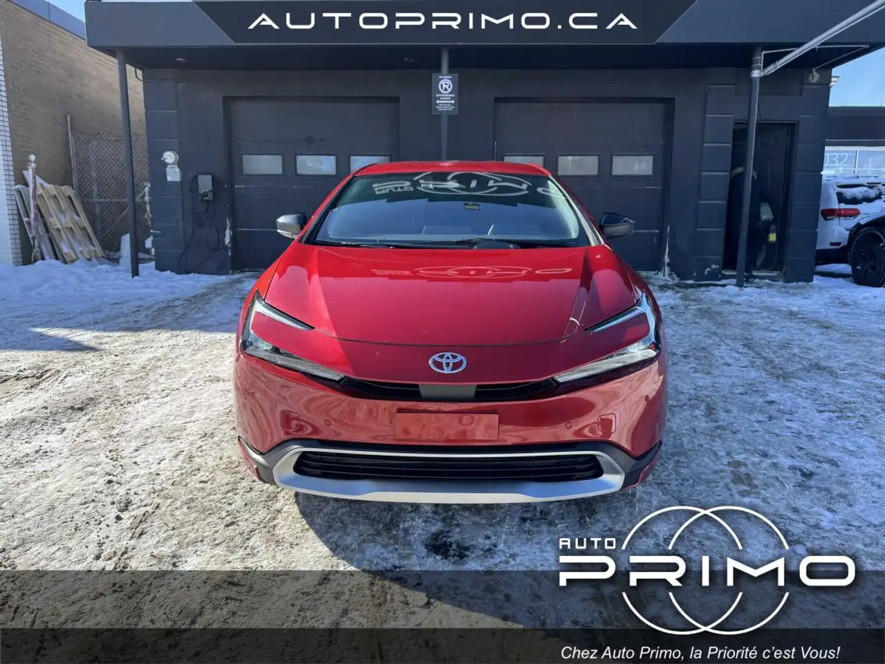Toyota Prius Prime снимка Toyota Prius Prime