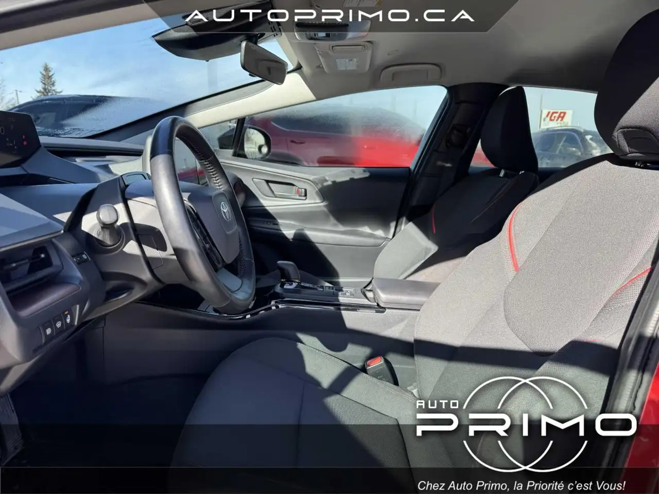 Toyota Prius Prime снимка Toyota Prius Prime