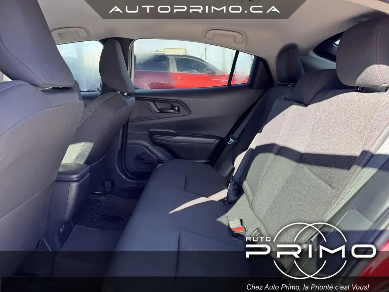 Toyota Prius Prime снимка Toyota Prius Prime
