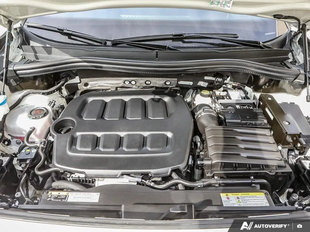 Volkswagen Tiguan снимка Volkswagen Tiguan