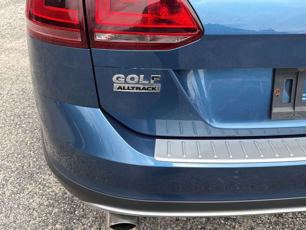 Volkswagen Golf photo Volkswagen Golf