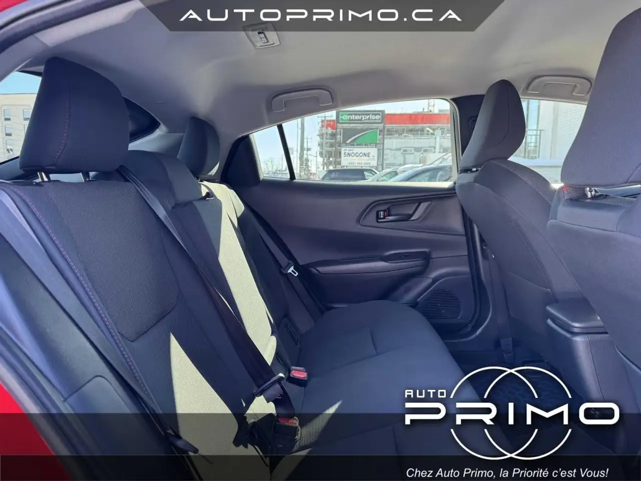 Toyota Prius Prime снимка Toyota Prius Prime