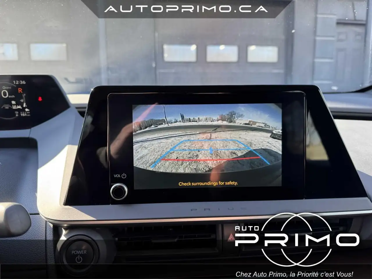 Toyota Prius Prime снимка Toyota Prius Prime