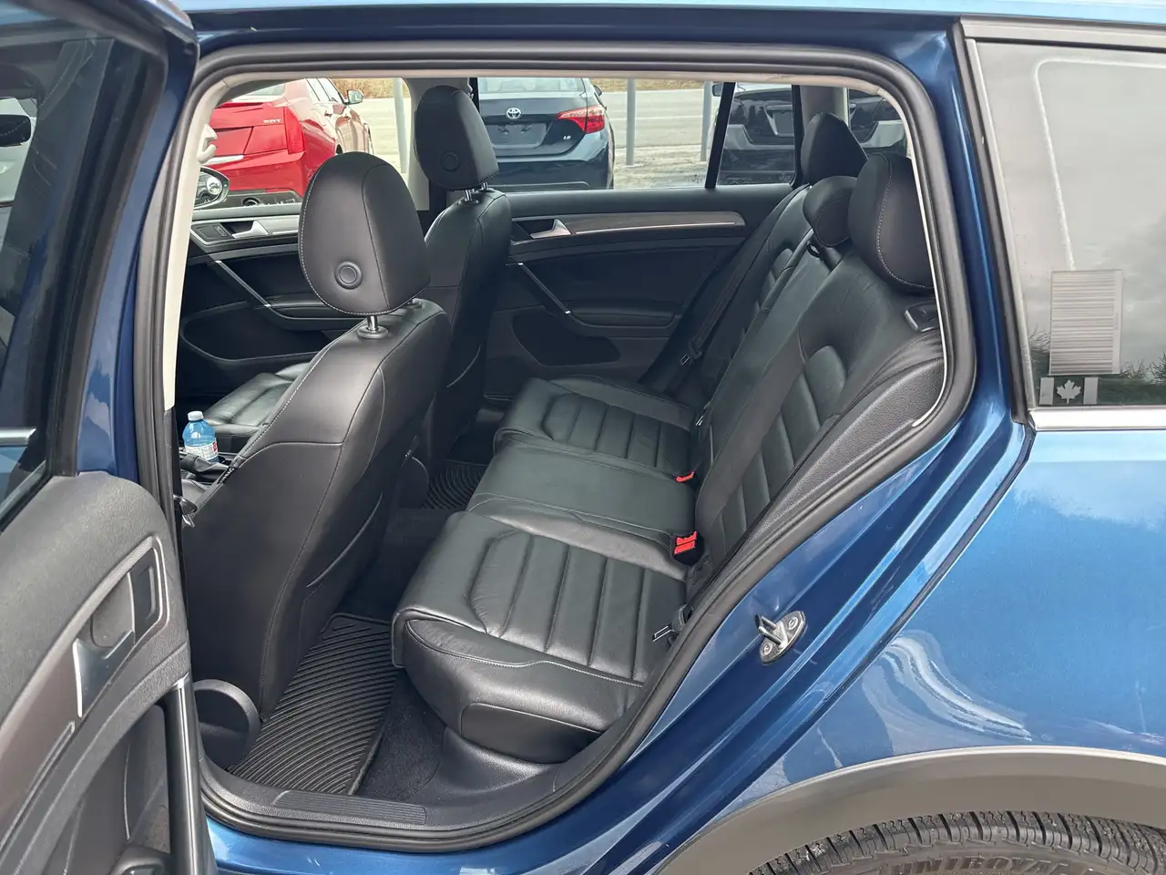 Volkswagen Golf photo Volkswagen Golf