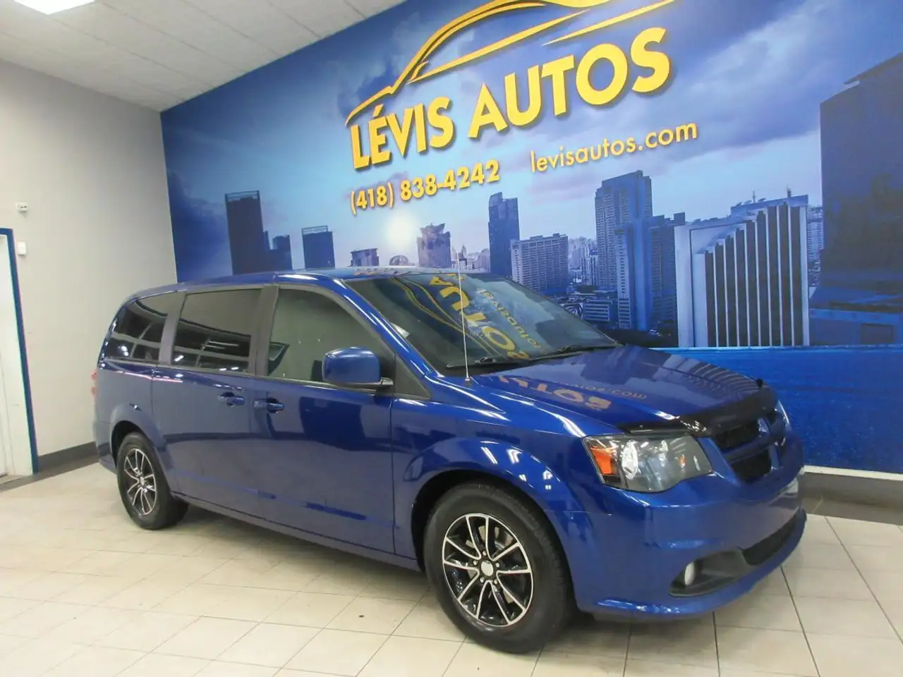 Dodge Grand Caravan снимка Dodge Grand Caravan