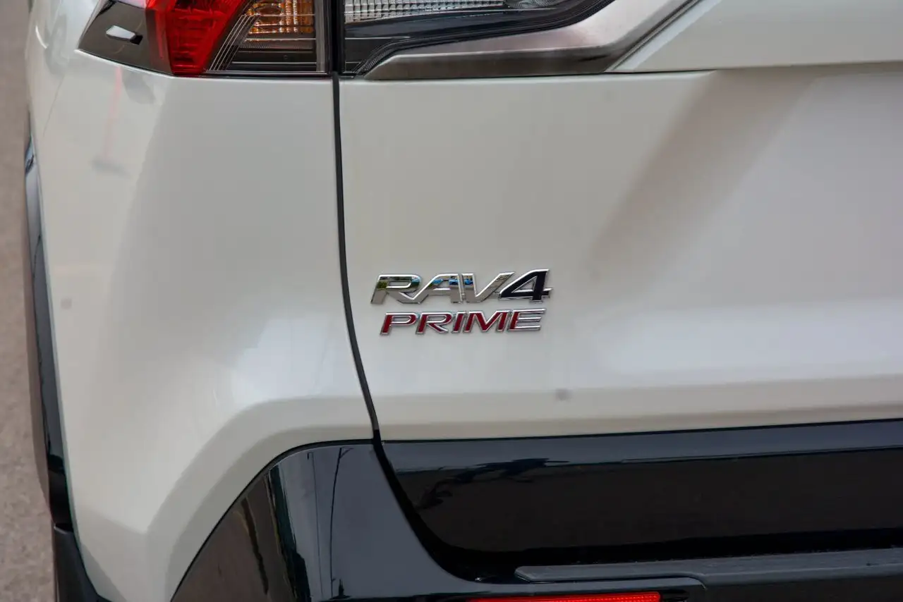 Toyota RAV 4 Prime fotografie Toyota RAV 4 Prime