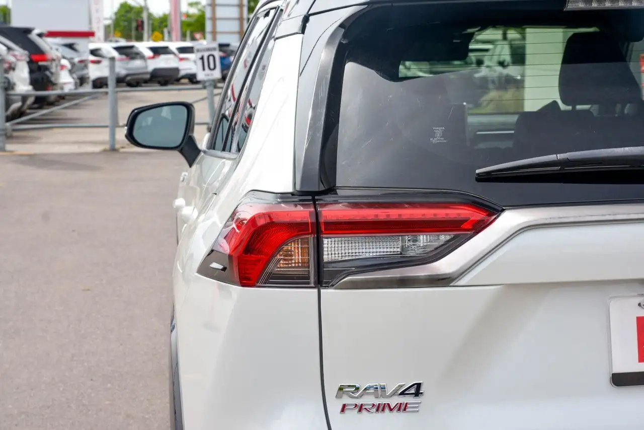 Toyota RAV 4 Prime fotografie Toyota RAV 4 Prime