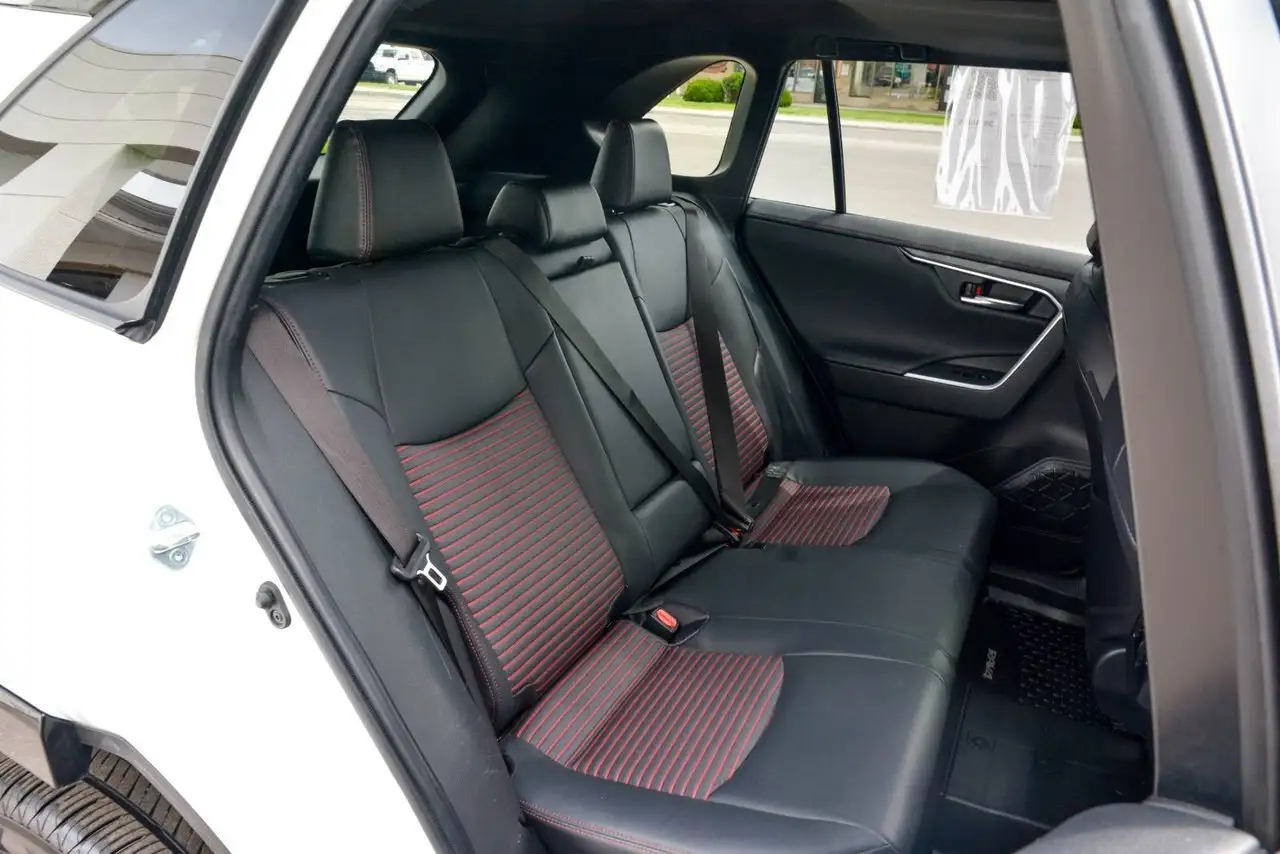 Toyota RAV 4 Prime fotografie Toyota RAV 4 Prime