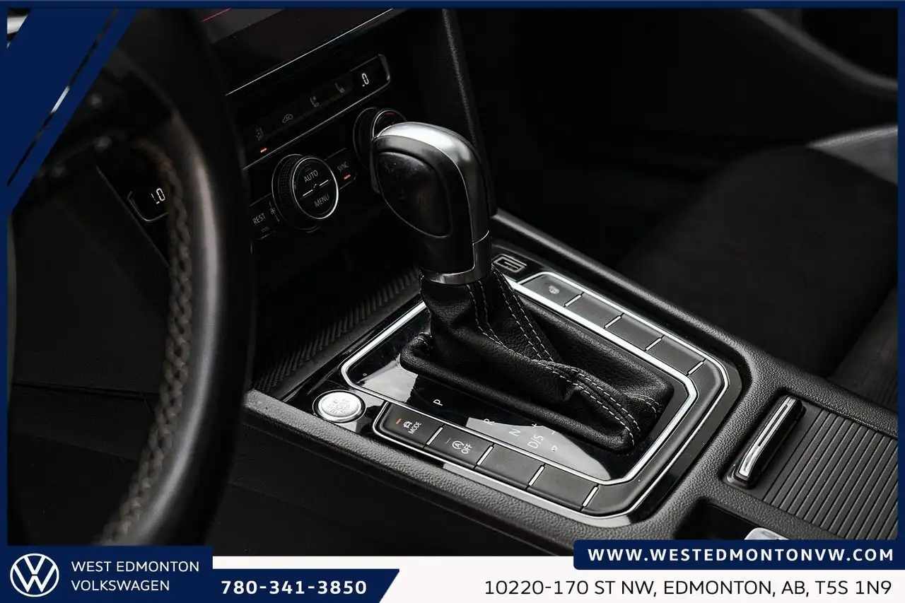 Volkswagen Arteon снимка Volkswagen Arteon