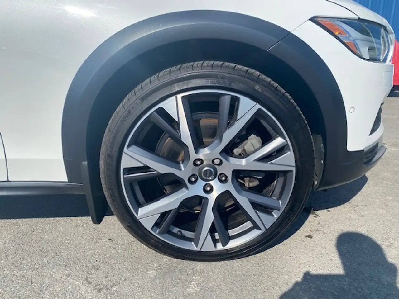 Volvo V90 Cross Country снимка Volvo V90 Cross Country