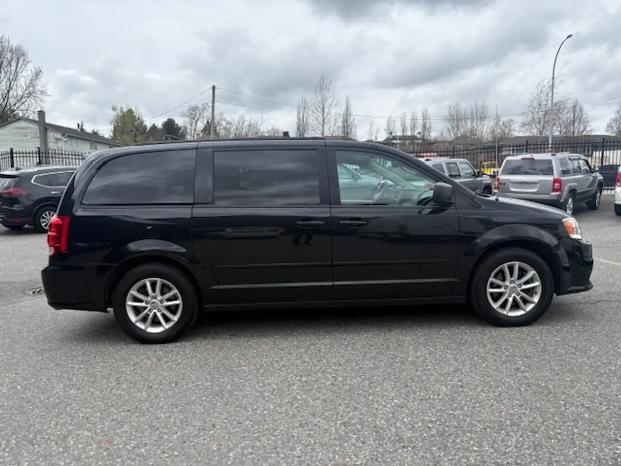 Dodge Grand Caravan fotografie Dodge Grand Caravan