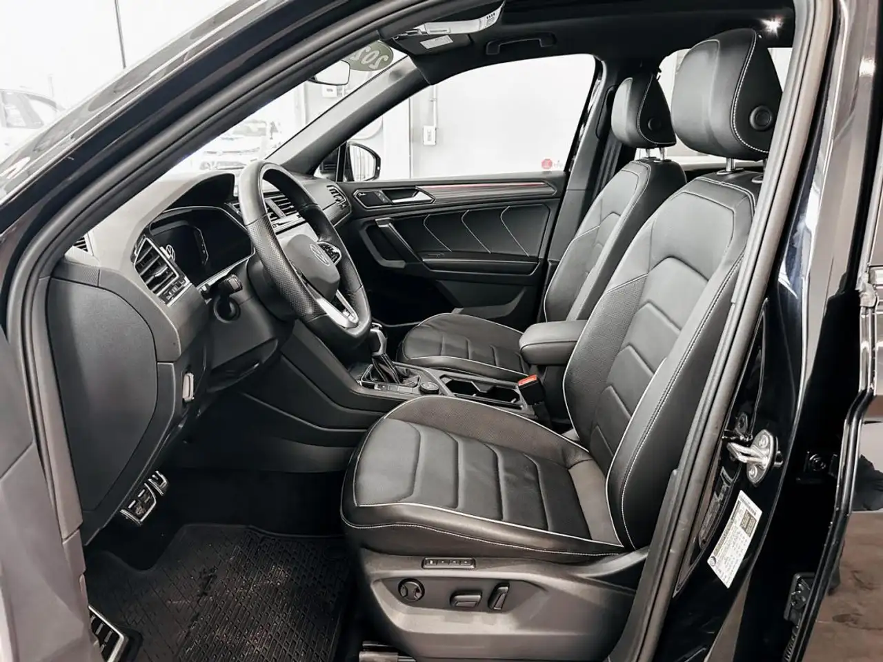 Volkswagen Tiguan снимка Volkswagen Tiguan