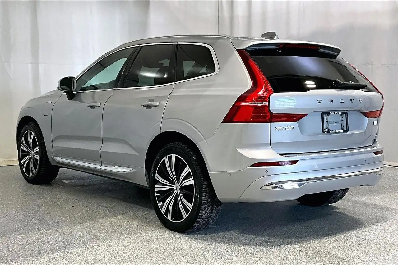 Volvo XC60 снимка Volvo XC60