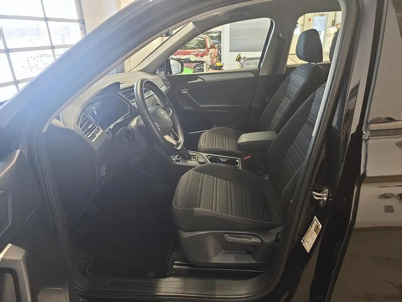 Volkswagen Tiguan снимка Volkswagen Tiguan