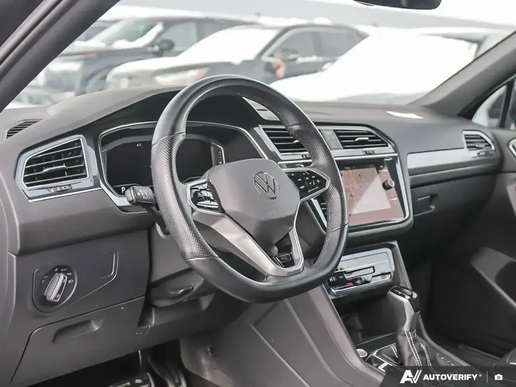 Volkswagen Tiguan снимка Volkswagen Tiguan