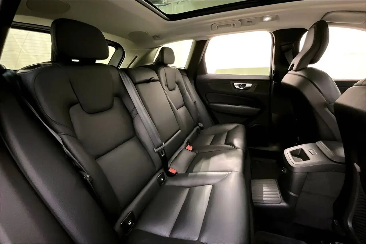 Volvo XC60 снимка Volvo XC60