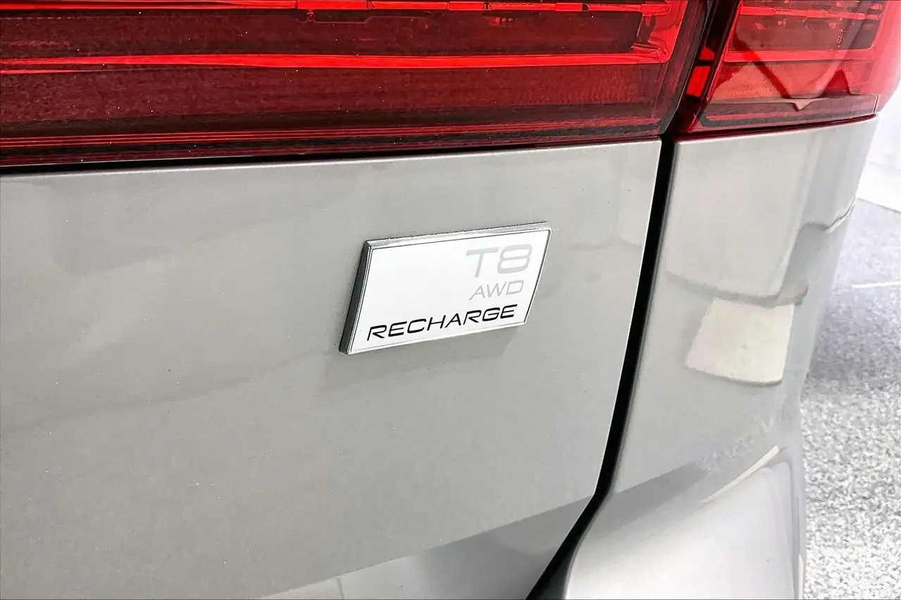 Volvo XC60 снимка Volvo XC60