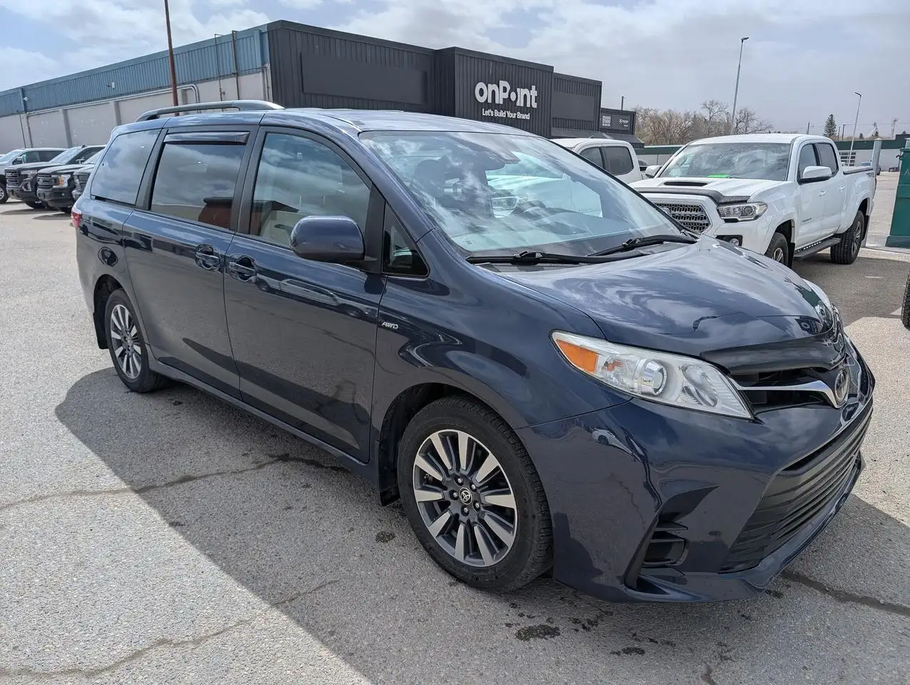 Toyota Sienna fotografie Toyota Sienna