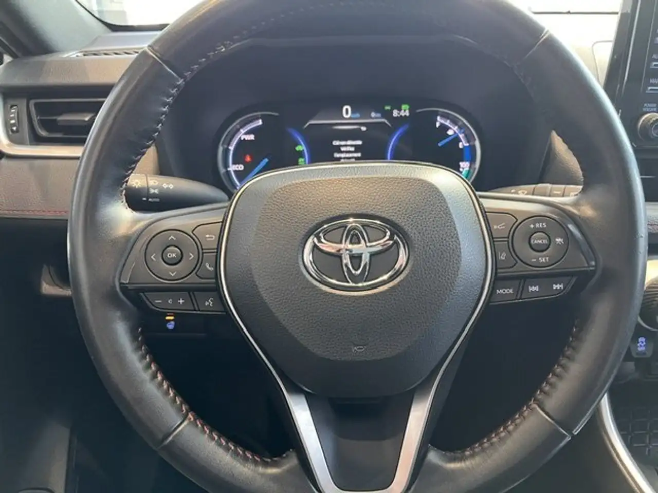 Toyota RAV 4 Prime снимка Toyota RAV 4 Prime
