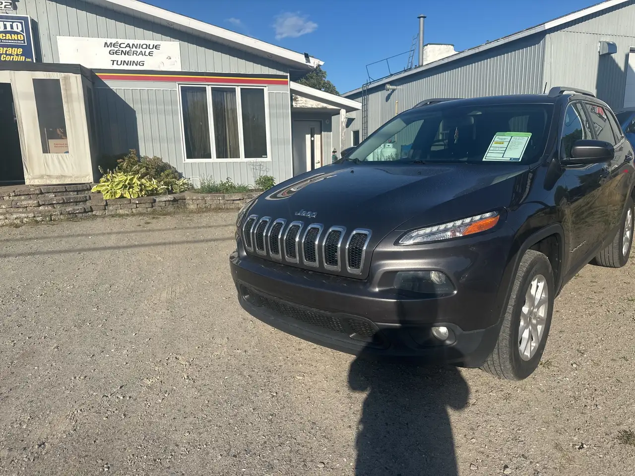 Jeep Cherokee photo Jeep Cherokee