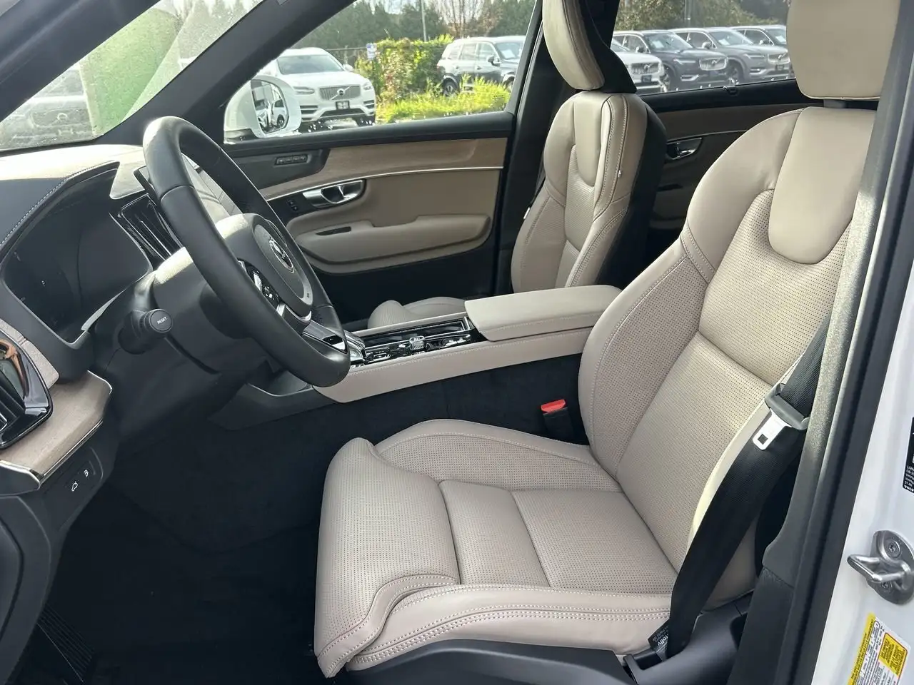 Volvo XC90 снимка Volvo XC90