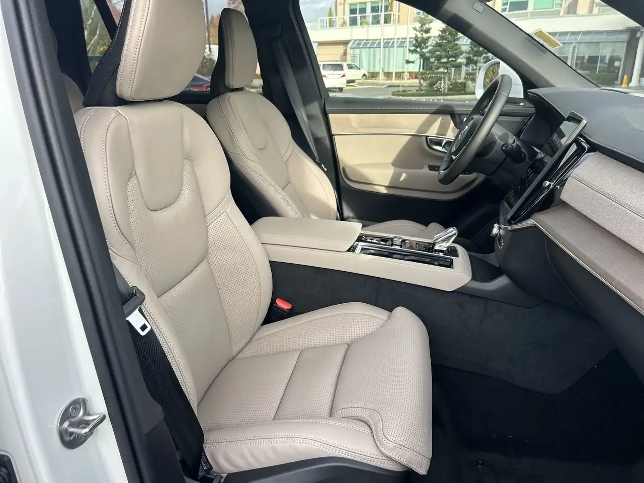 Volvo XC90 снимка Volvo XC90