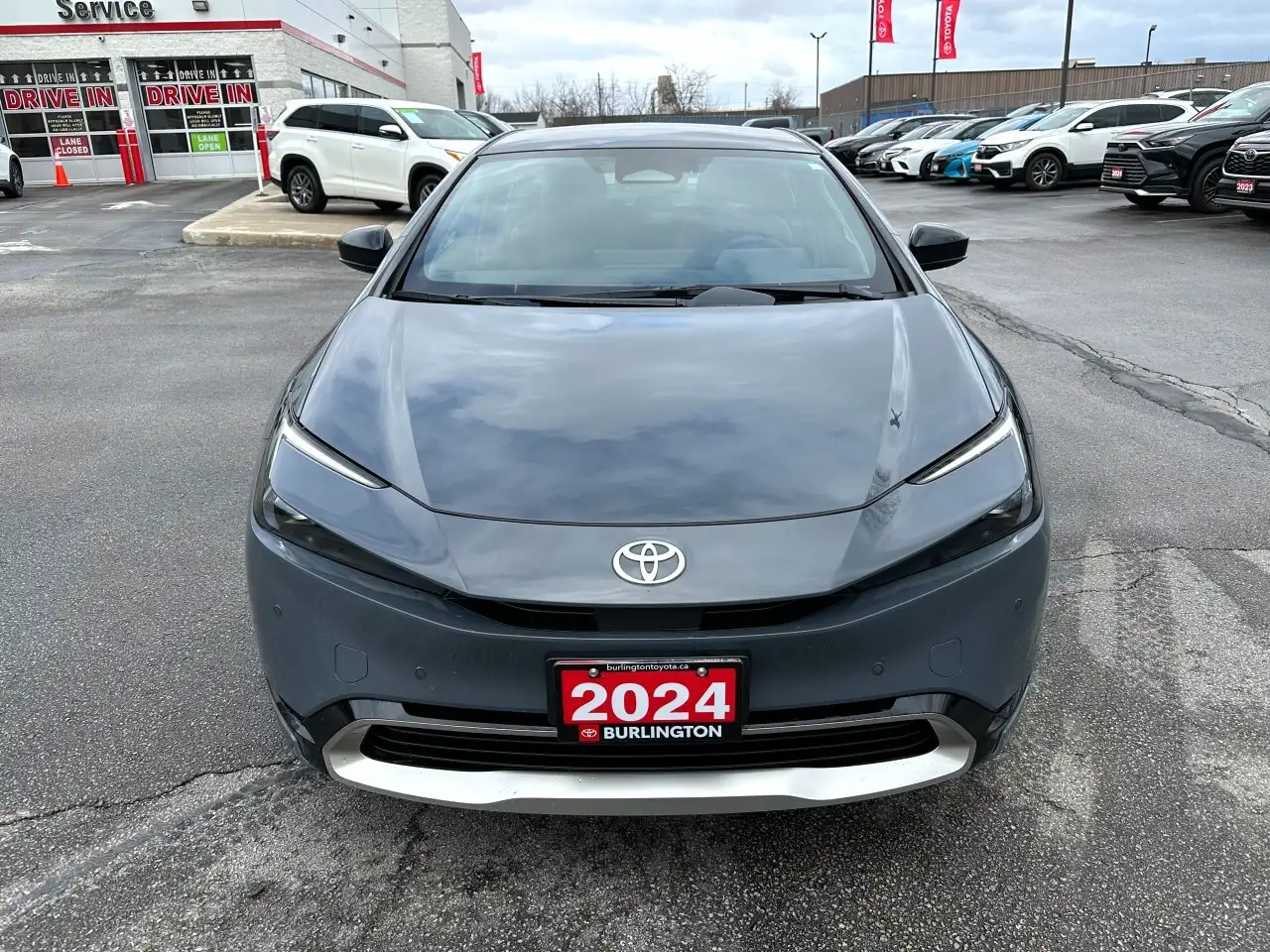 Toyota Prius Prime снимка Toyota Prius Prime