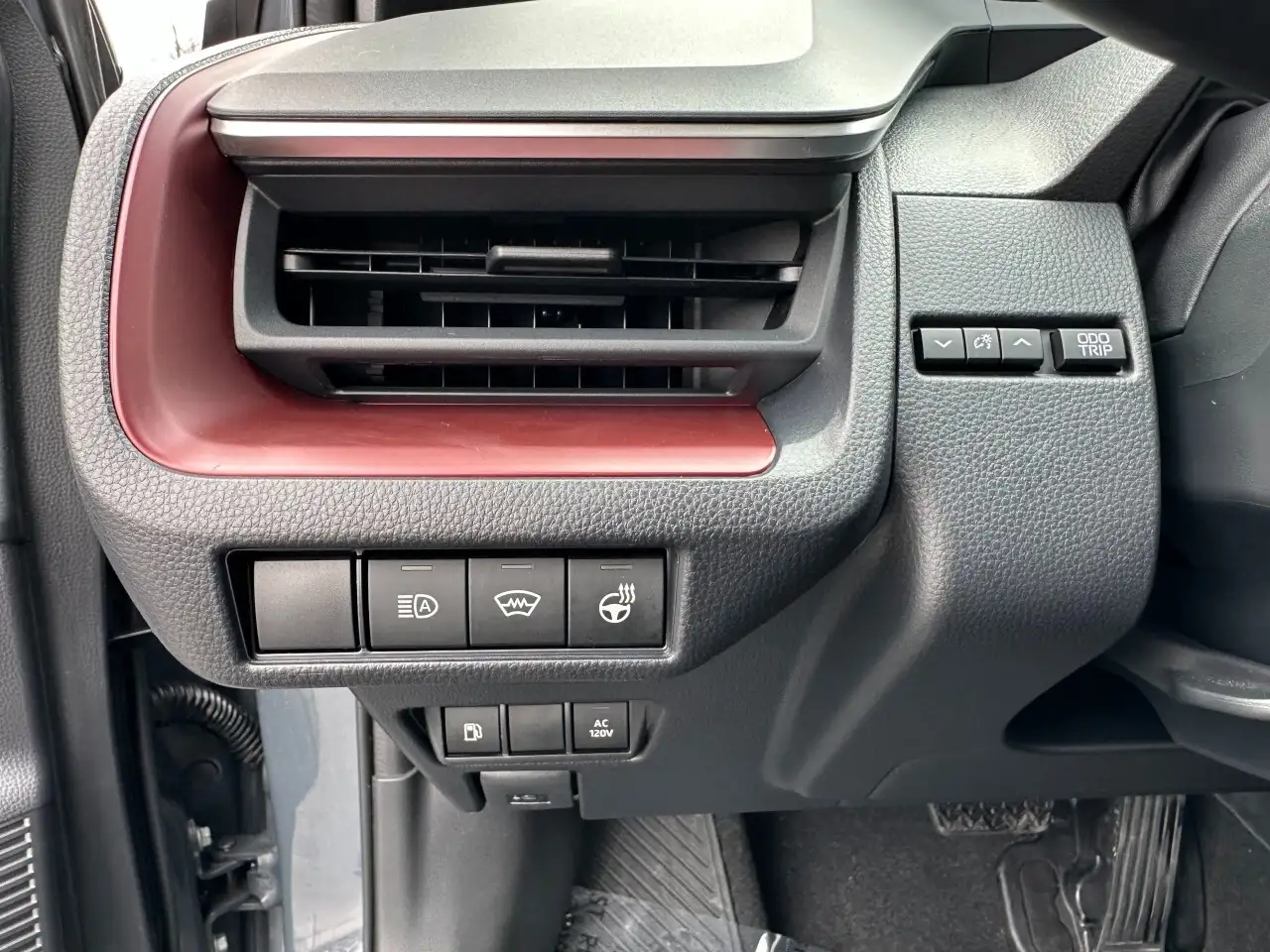 Toyota Prius Prime снимка Toyota Prius Prime