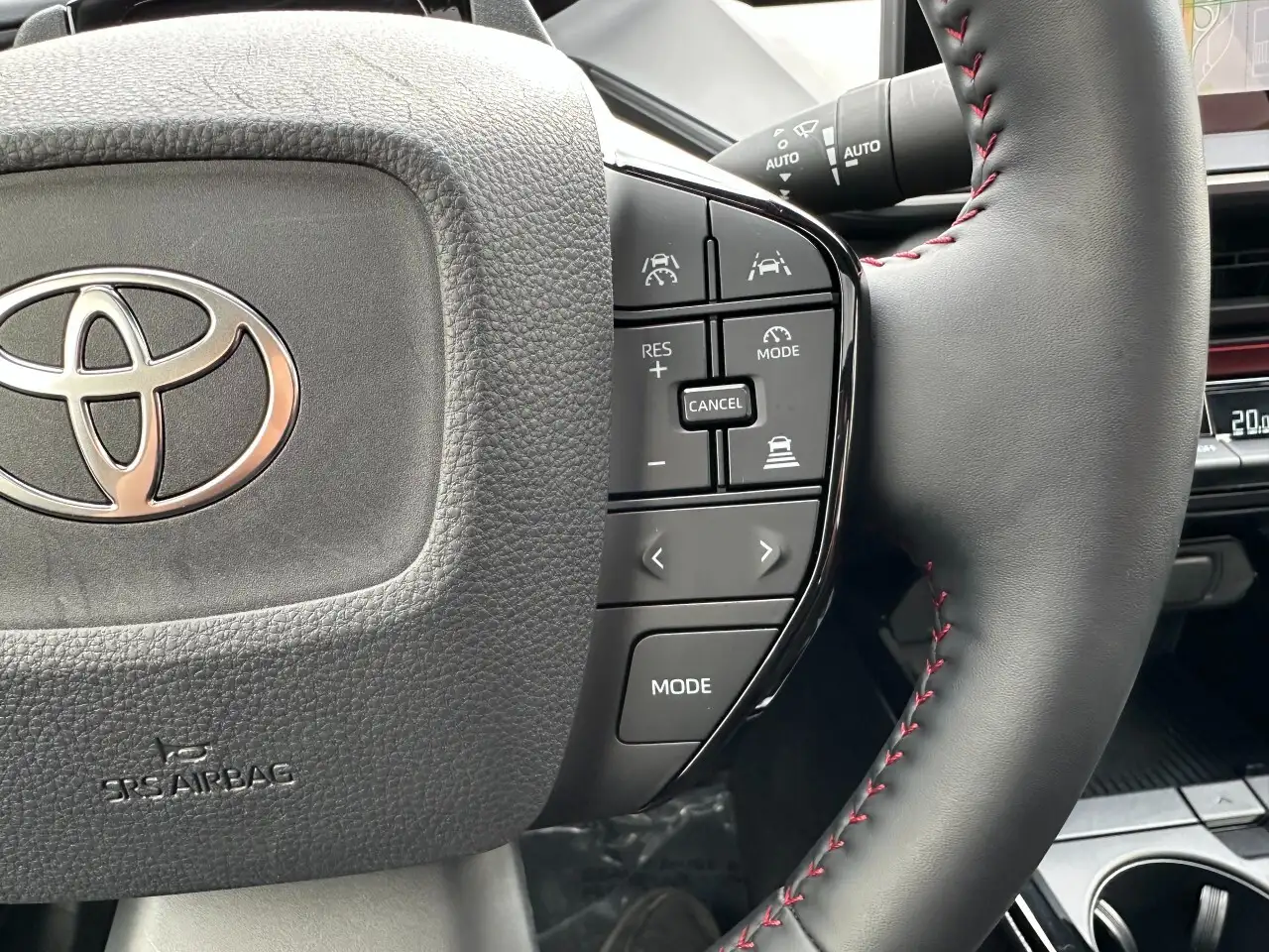 Toyota Prius Prime снимка Toyota Prius Prime