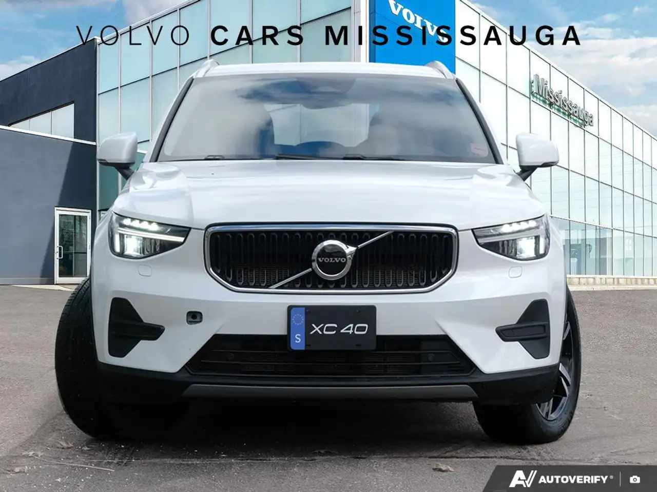 Volvo XC40 снимка Volvo XC40