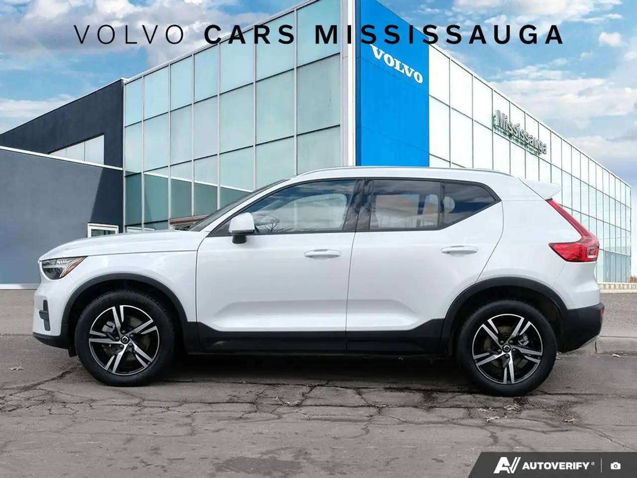 Volvo XC40 снимка Volvo XC40