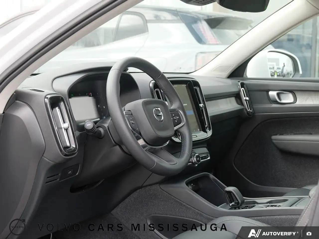 Volvo XC40 снимка Volvo XC40